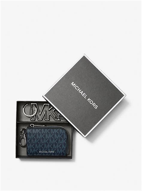 Logo Wallet and Keychain Gift Set .